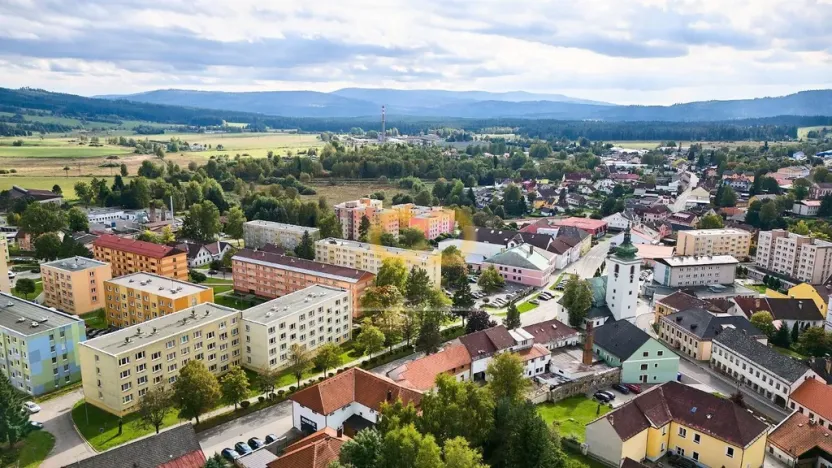 Prodej bytu 3+1, Volary, Sídl. Míru, 65 m2