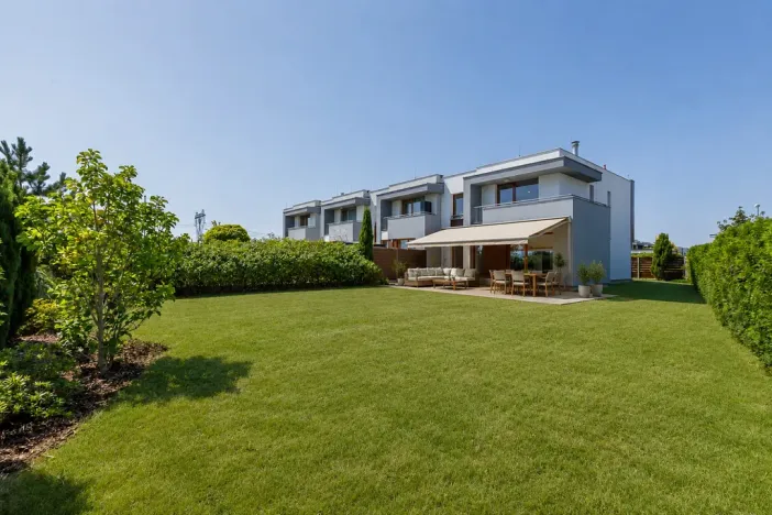 Prodej rodinného domu, Praha - Pitkovice, Lošáková, 162 m2