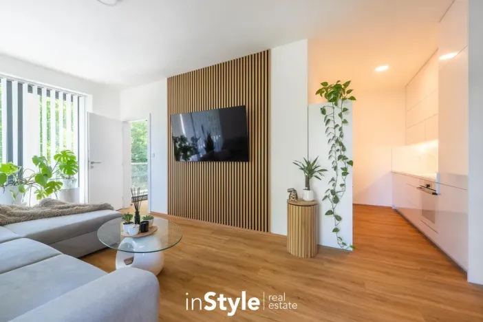 Prodej bytu 2+kk, Uherské Hradiště, 28. října, 53 m2