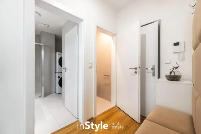 Prodej bytu 2+kk, Uherské Hradiště, 28. října, 53 m2