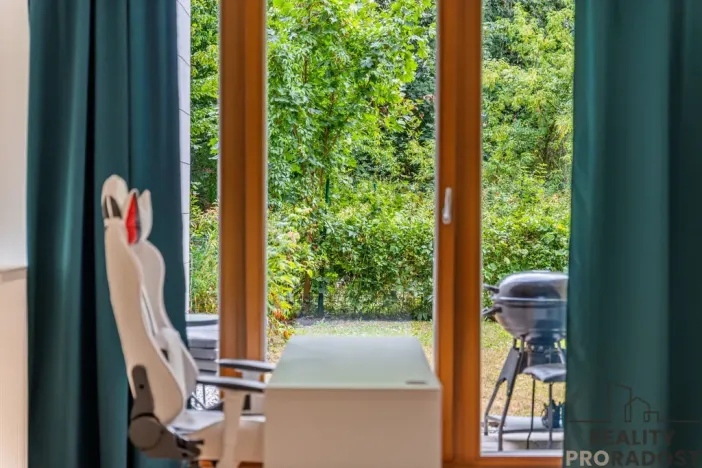 Pronájem bytu 2+kk, Praha - Vokovice, K Červenému vrchu, 63 m2