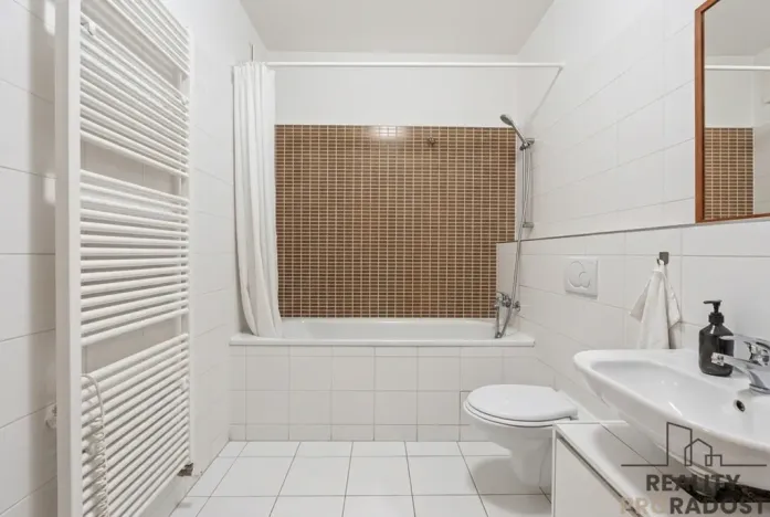 Pronájem bytu 2+kk, Praha - Vokovice, K Červenému vrchu, 63 m2