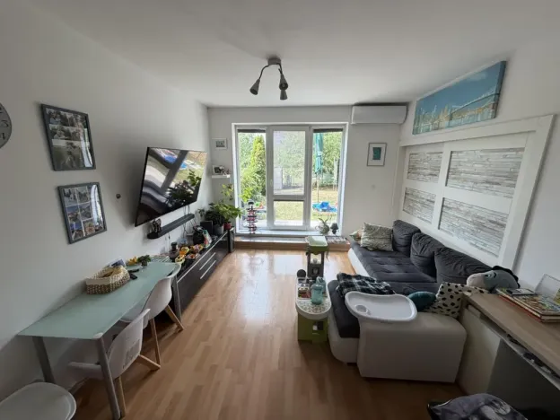 Pronájem bytu 2+kk, Praha - Řeporyje, Wiesenthalova, 50 m2