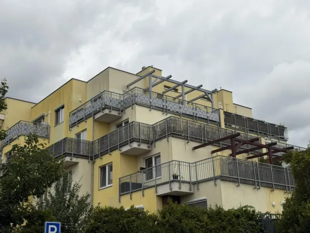Pronájem bytu 2+kk, Praha - Řeporyje, Wiesenthalova, 50 m2