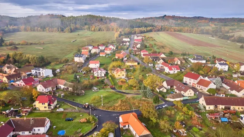 Prodej pozemku pro bydlení, Albrechtice nad Vltavou, 694 m2