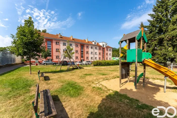 Prodej bytu 3+kk, Praha - Uhříněves, V bytovkách, 50 m2