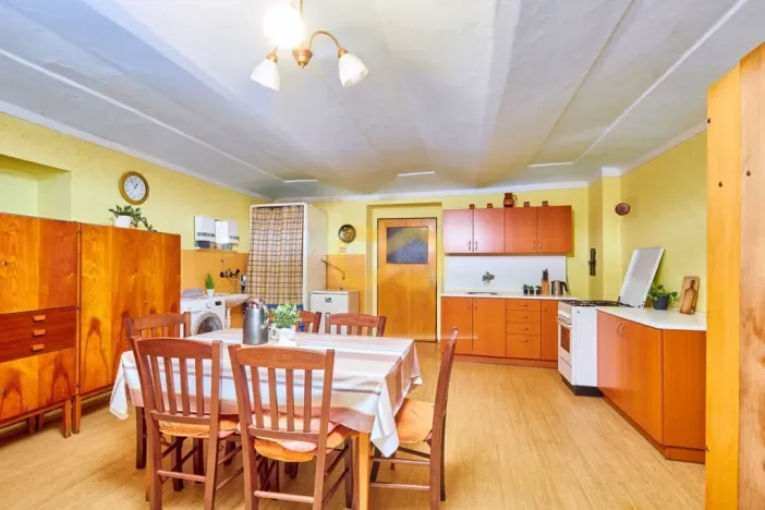 Prodej rodinného domu, Jilem, 320 m2