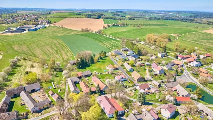Prodej rodinného domu, Jilem, 320 m2