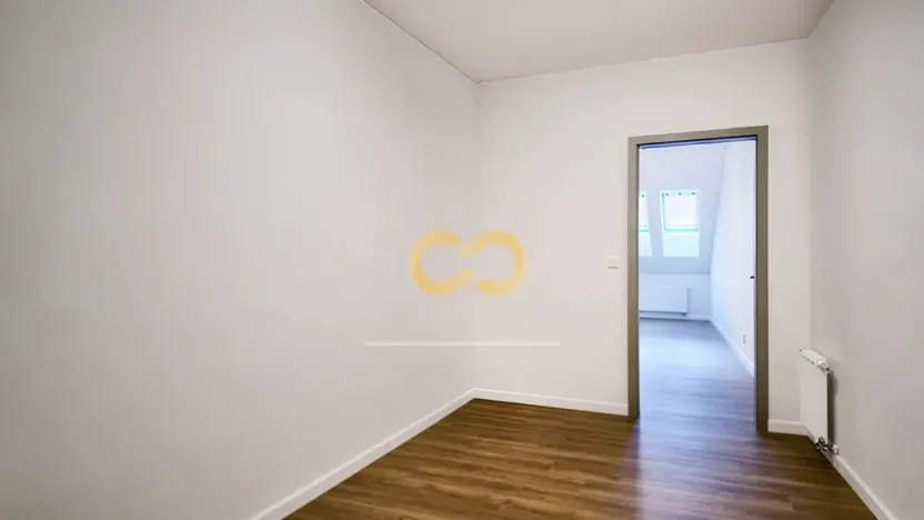Pronájem bytu 3+kk, Písek - Vnitřní Město, Alšovo nám., 96 m2