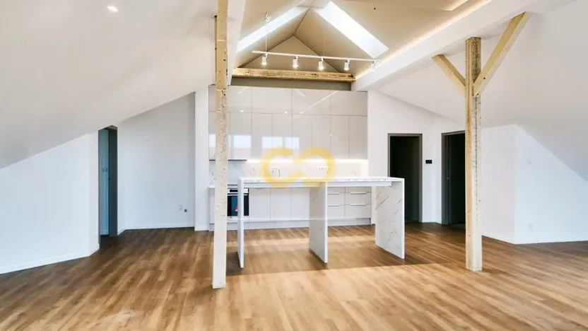 Pronájem bytu 2+kk, Písek - Vnitřní Město, Alšovo nám., 146 m2