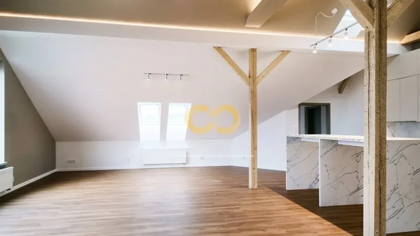 Pronájem bytu 2+kk, Písek - Vnitřní Město, Alšovo nám., 146 m2