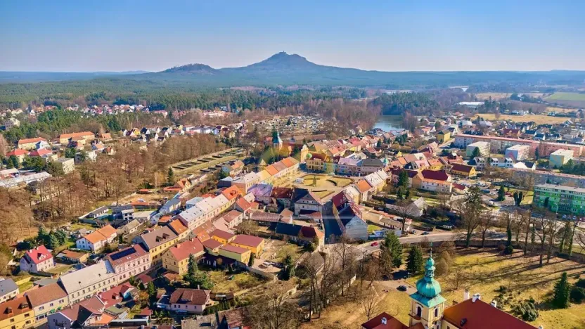 Prodej obchodního prostoru, Doksy, Panská, 270 m2