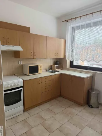 Pronájem bytu 1+1, Pardubice - Cihelna, Kunětická, 46 m2