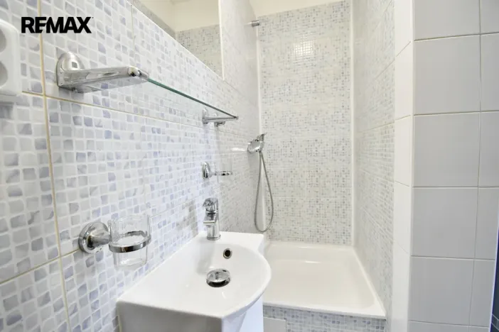 Pronájem bytu 1+kk, Hradec Králové - Pražské Předměstí, Jiřího Purkyně, 21 m2