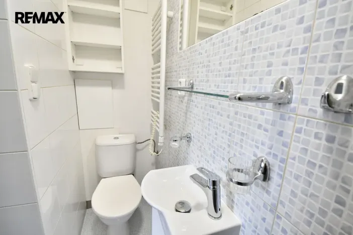 Pronájem bytu 1+kk, Hradec Králové - Pražské Předměstí, Jiřího Purkyně, 21 m2