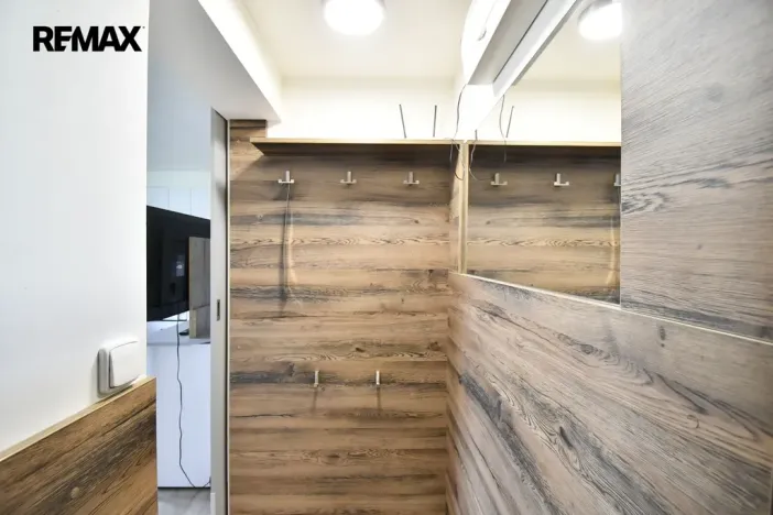 Pronájem bytu 1+kk, Hradec Králové - Pražské Předměstí, Jiřího Purkyně, 21 m2