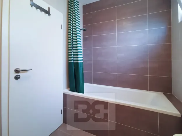 Pronájem bytu 2+kk, Tuchoměřice, V Kněžívce, 64 m2
