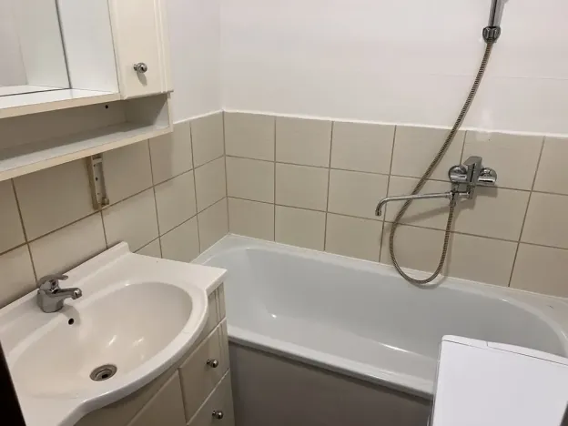Pronájem bytu 1+1, Chodov, Hlavní, 34 m2