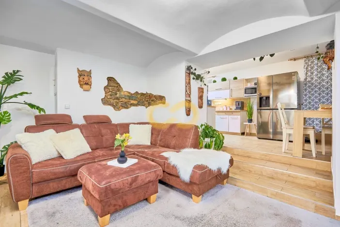 Prodej rodinného domu, Černá v Pošumaví, 320 m2