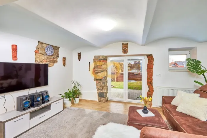 Prodej rodinného domu, Černá v Pošumaví, 320 m2