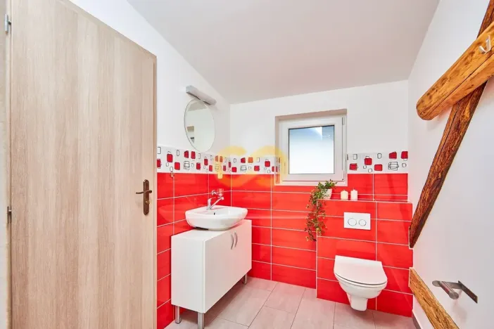 Prodej rodinného domu, Černá v Pošumaví, 320 m2