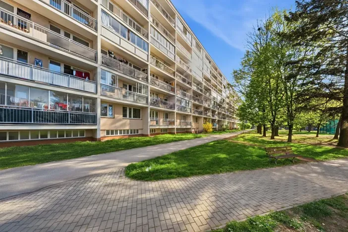 Prodej bytu 3+1, Pardubice, Bělehradská, 55 m2