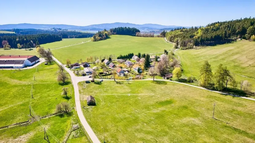 Prodej pozemku pro bydlení, Černá v Pošumaví, 2808 m2