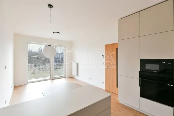 Pronájem bytu 3+kk, Benešov, 102. pluku, 73 m2