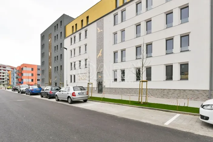 Pronájem bytu 3+kk, Benešov, 102. pluku, 73 m2