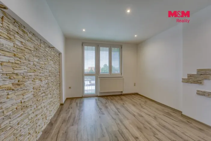 Prodej bytu 4+1, Písek, Semická, 75 m2