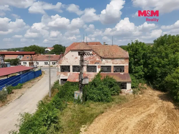 Prodej zemědělské usedlosti, Trstěnice, 700 m2