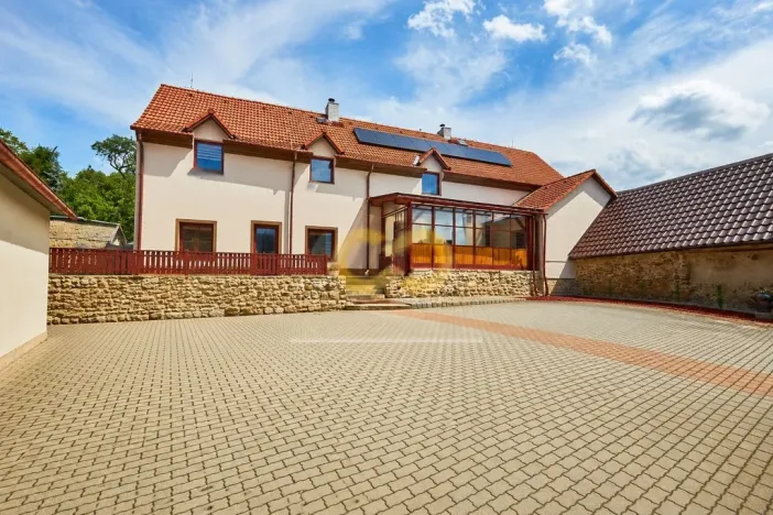 Prodej rodinného domu, Vlachovo Březí, Plánkova, 930 m2