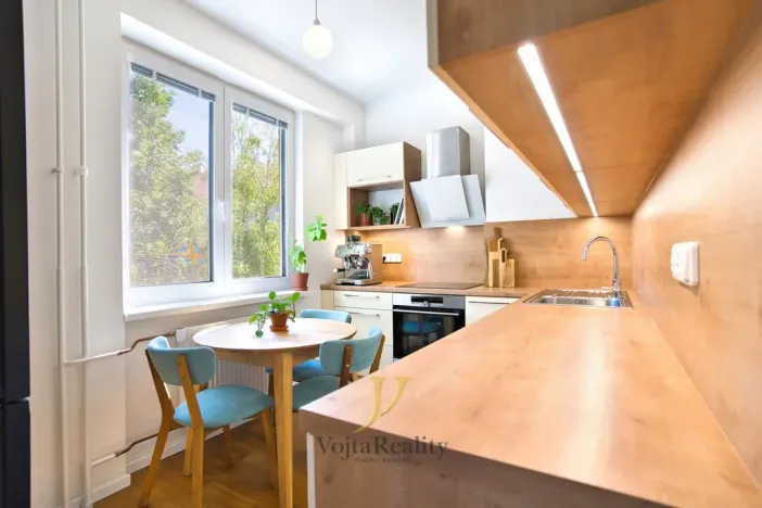 Prodej bytu 3+1, Olomouc, U místní dráhy, 64 m2