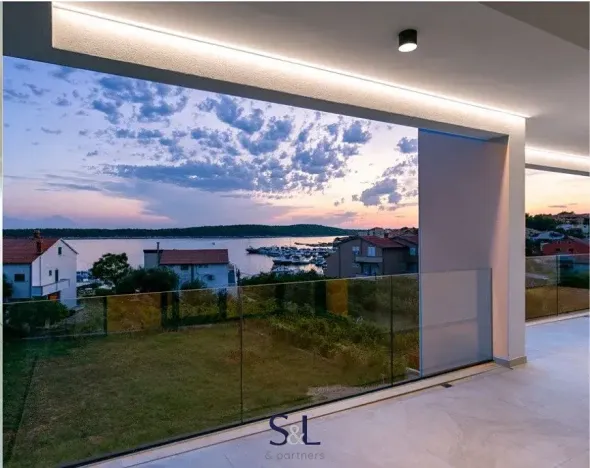 Prodej bytu 3+kk, Barbat na Rabu, Chorvatsko, 107 m2
