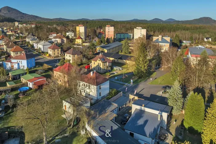Prodej obchodního prostoru, Nový Bor, Česká, 325 m2