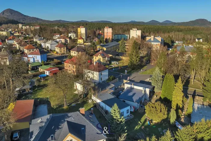 Prodej obchodního prostoru, Nový Bor, Česká, 325 m2