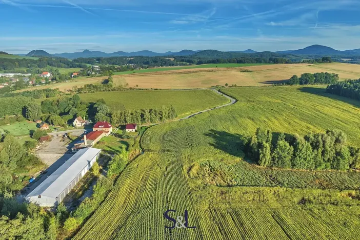 Prodej komerčního pozemku, Brniště, 13896 m2