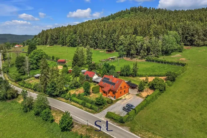 Prodej vícegeneračního domu, Horní Planá, 200 m2