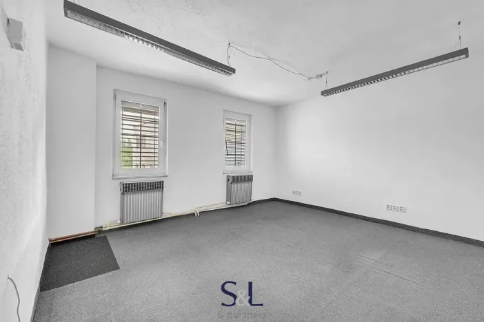 Pronájem kanceláře, Česká Lípa, Moskevská, 332 m2