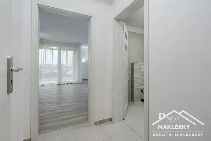 Pronájem bytu 1+kk, Uhlířské Janovice, Hrnčířská, 30 m2