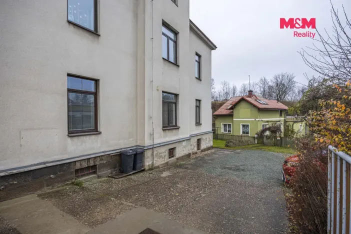Prodej bytu 3+1, Jaroměř - Pražské Předměstí, Husova, 120 m2