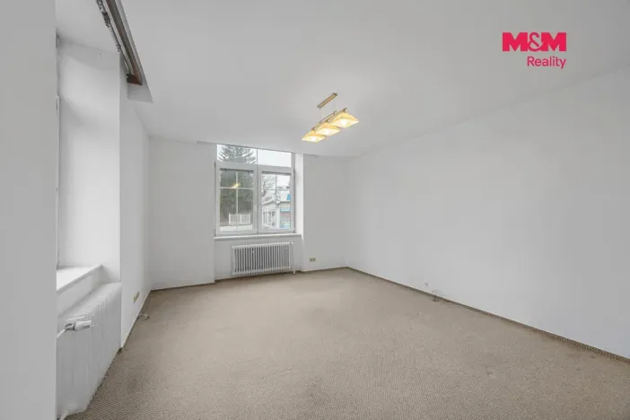 Prodej bytu 3+1, Jaroměř - Pražské Předměstí, Husova, 120 m2