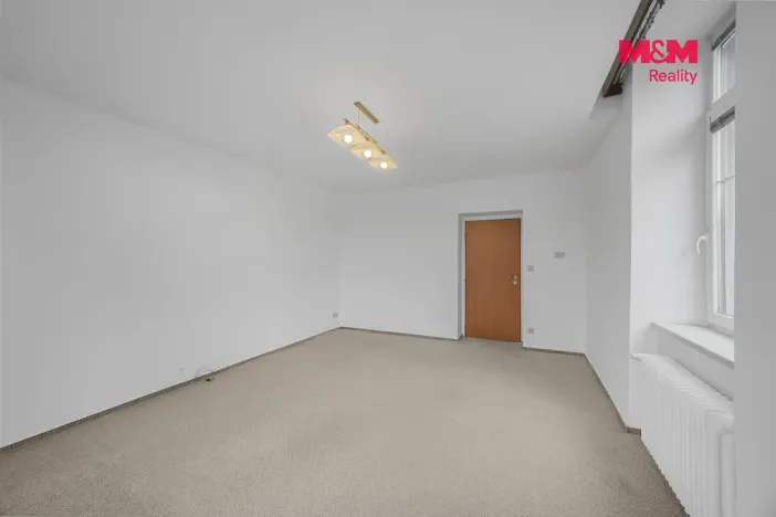 Prodej bytu 3+1, Jaroměř - Pražské Předměstí, Husova, 120 m2