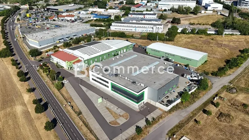 Pronájem skladu, Znojmo, 4204 m2