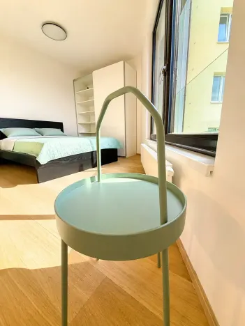 Pronájem bytu 1+kk, Praha - Strašnice, Michelangelova, 37 m2
