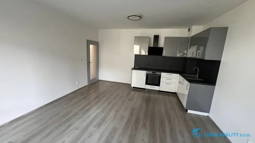 Pronájem bytu 2+kk, Frýdek-Místek, Nové Dvory-Podhůří, 48 m2