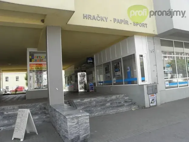 Pronájem obchodního prostoru, Vyškov, Dobrovského, 288 m2
