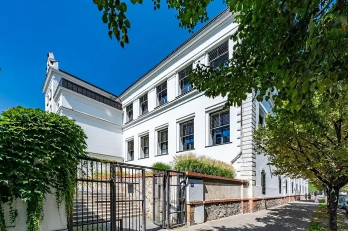 Pronájem bytu 3+kk, Praha - Holešovice, Na Maninách, 146 m2