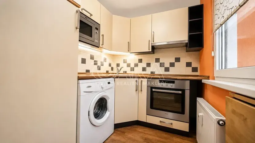 Prodej bytu 1+1, Hradec Králové, Gebauerova, 36 m2