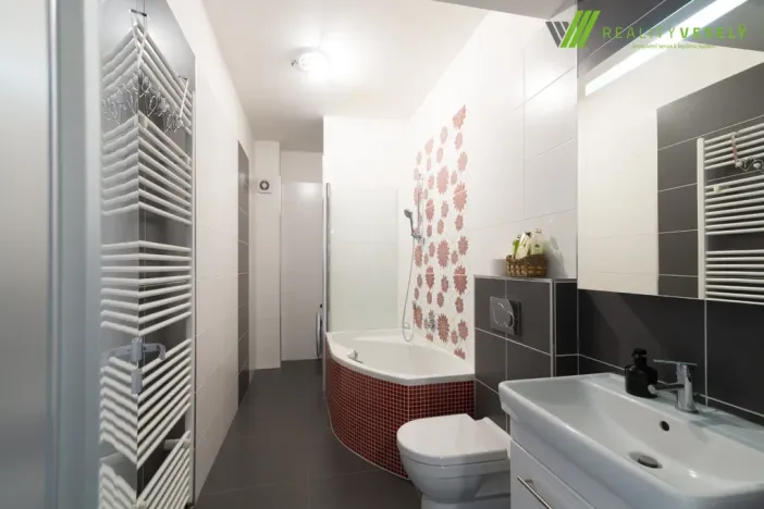 Pronájem bytu 2+kk, Hodonín, Skácelova, 58 m2